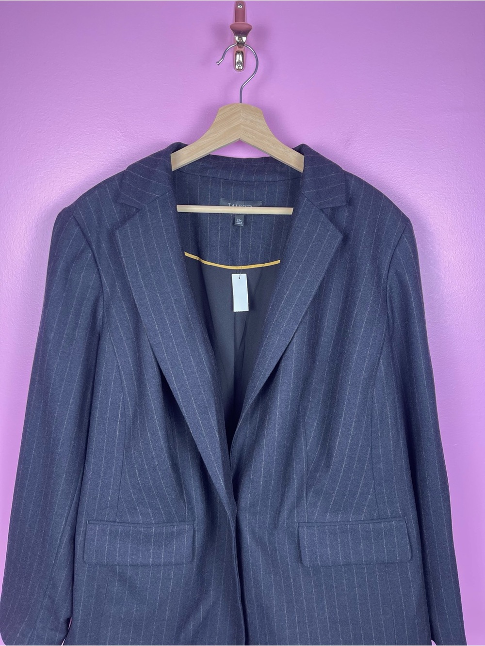 Talbots Luxe Wool Blend Blazer Women's 20W Navy Pinstripe NWT - Picture 5 of 13